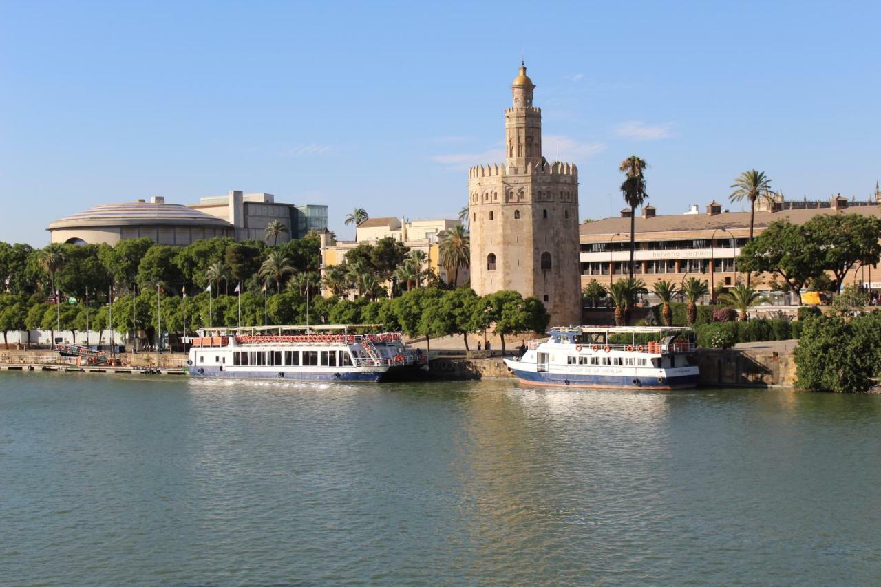 Resitur Luxury Suit A Sevilla Buitenkant foto